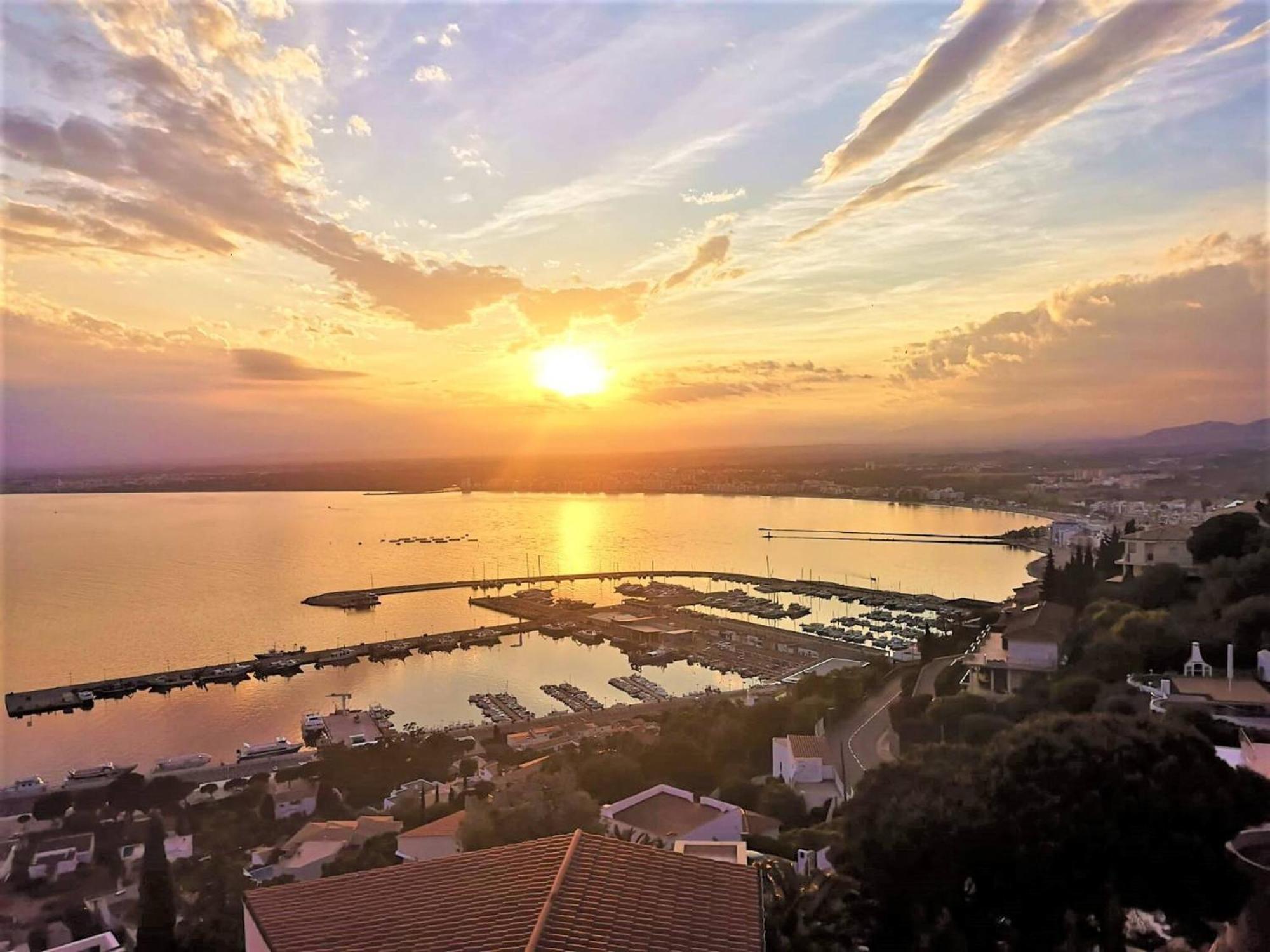 Ferienwohnung Precioso Piso Con Vistas Espectaculares Del Mar Av-50 Roses Exterior foto